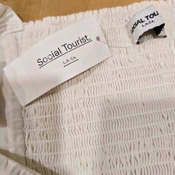 Ladies Social Tourist Ivory corset style square neck crop top NWT - Picture 5 of 7